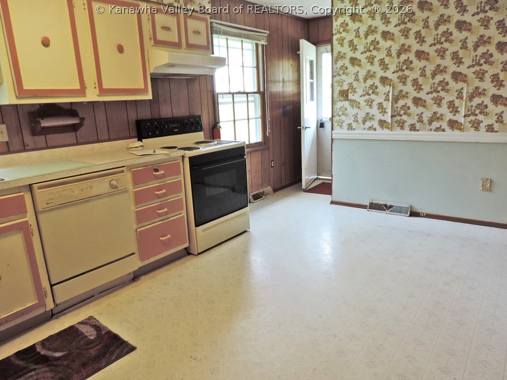 41 Keffer Street Racine, WV 25165 - Photo 4 of 20 Gallery Image 4