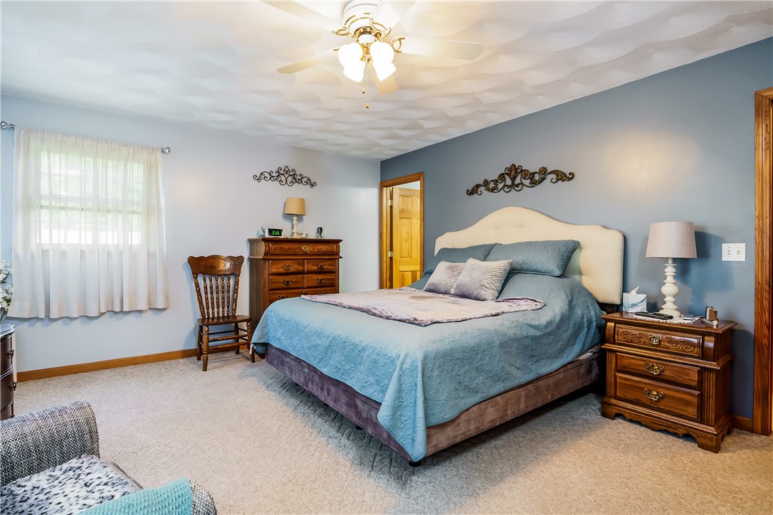 35 Cosmo Street Westerly, RI 02891 - Photo 25 of 50