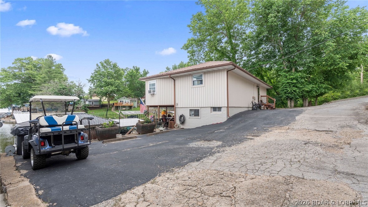 15231 Martingale Road Gravois Mills, MO 65037 - Photo 71 of 90 Lots of parking