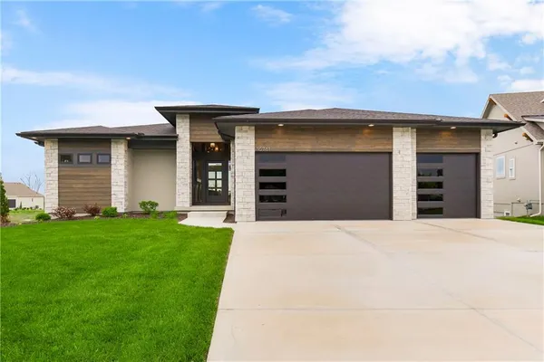 $864,058 | 16761 South Ripley Street, Olathe, KS 66062