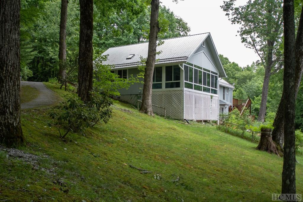 350 Queen Mountain Road Highlands, NC 28741 - Photo 7 of 27 Gallery Image 7