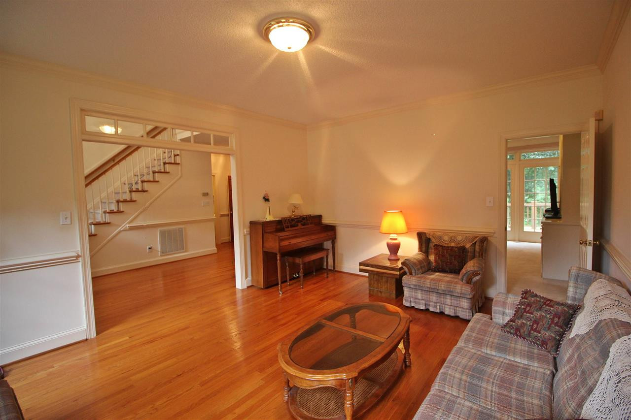 5429 Den Heider Way Raleigh, NC 27606 - Photo 5 of 25 Photo 5