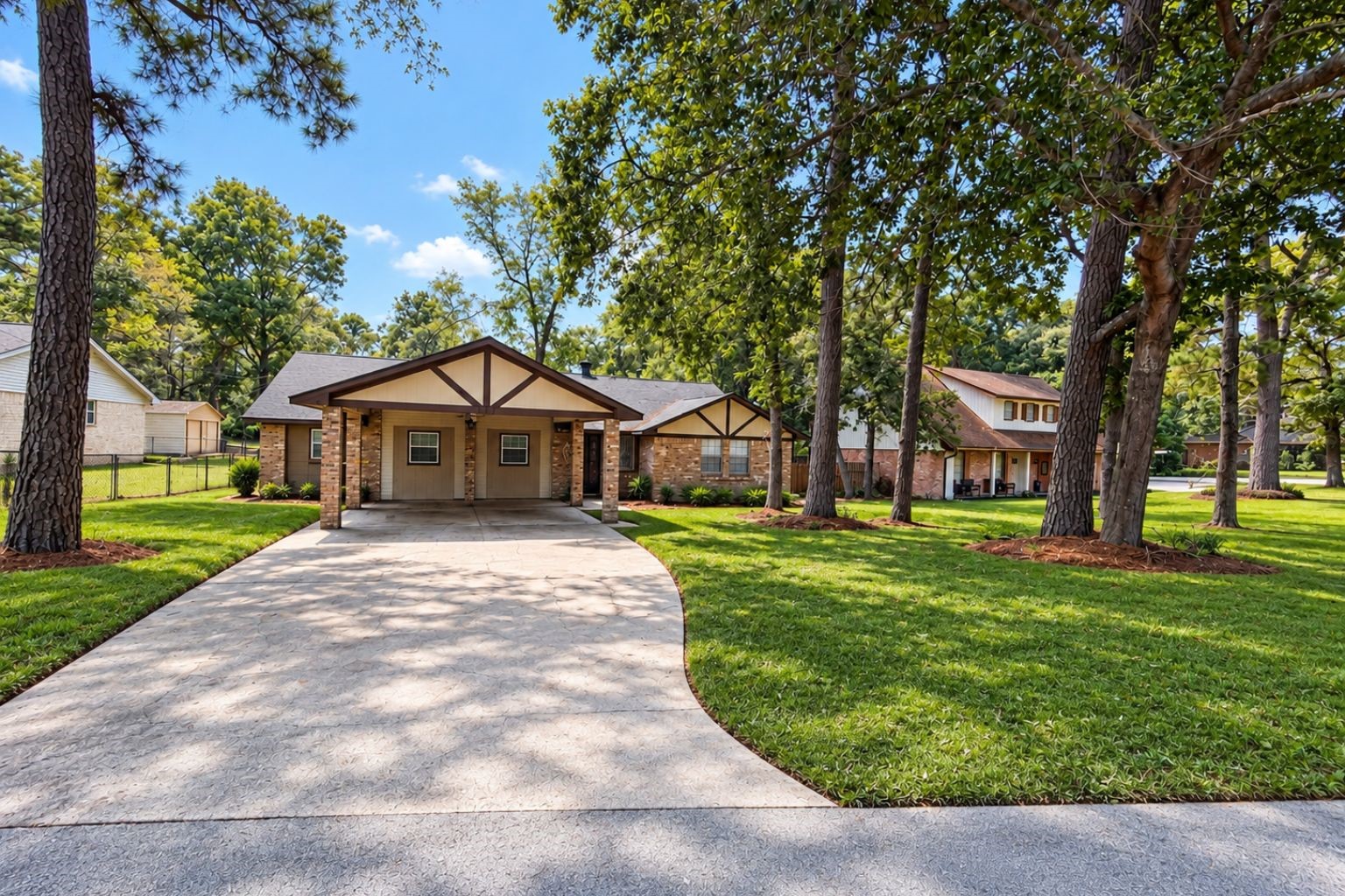 111 Rigby Owen Road Conroe, TX 77304 - Photo 4 of 41 Gallery Image 4