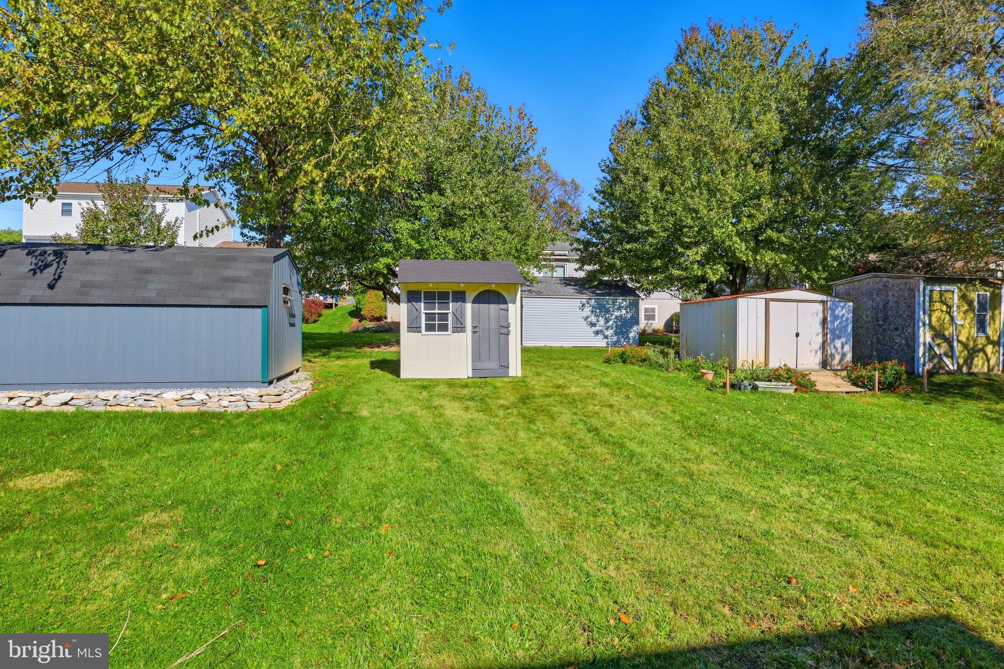 1204 Georgetown Road Middletown, PA 17057 - Photo 32 of 37 a house view with a garden space