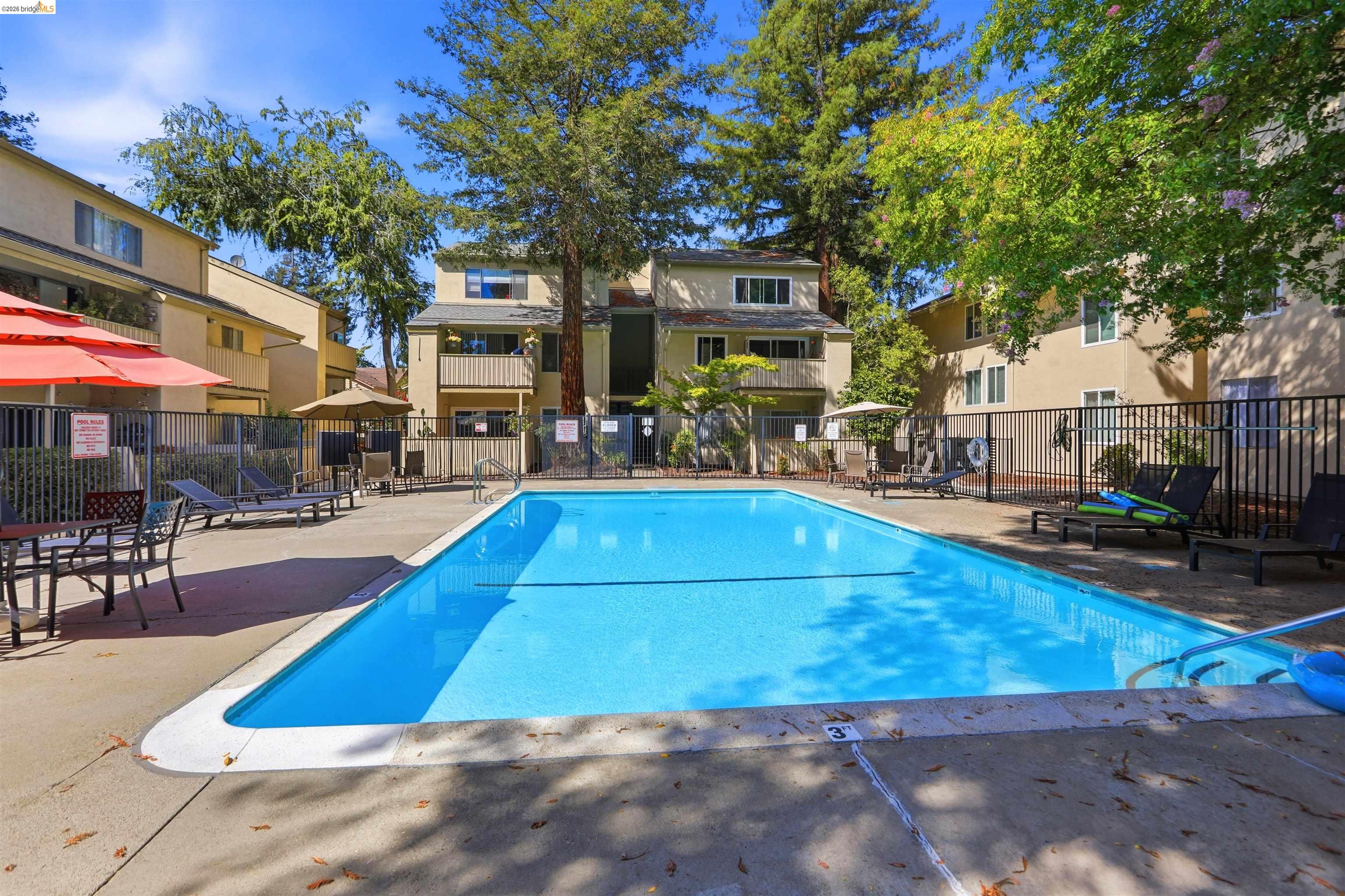 2704 Oak Road, Unit 75 Walnut Creek, CA 94597 - Photo 34 of 37 Gallery Image 34