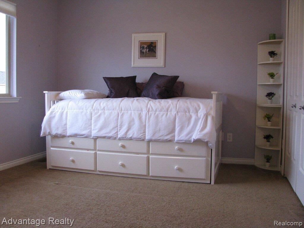 51664 Rivard Road New Baltimore, MI 48047 - Photo 11 of 13 bdrm4.JPG