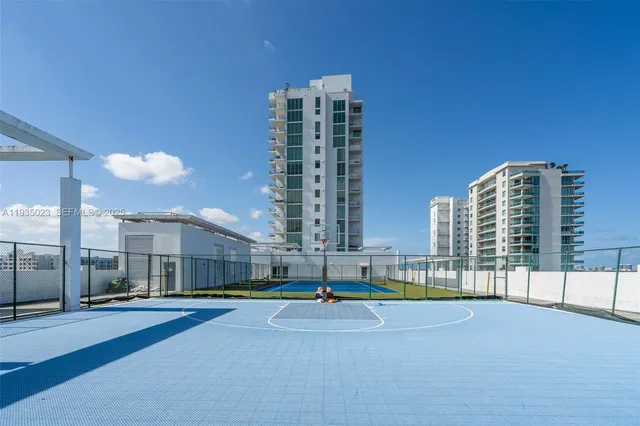 $895,000 | 7928 East Drive, Unit 708, North Bay Village, FL 33141