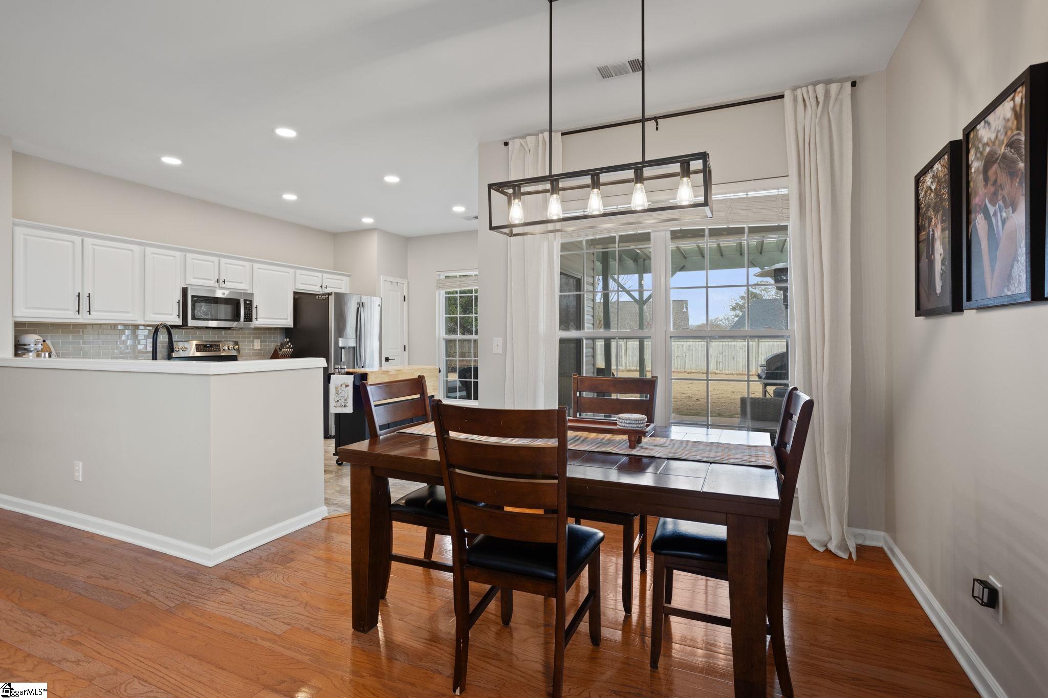 113 St James Pl Drive Greer, SC 29650 - Photo 4 of 22