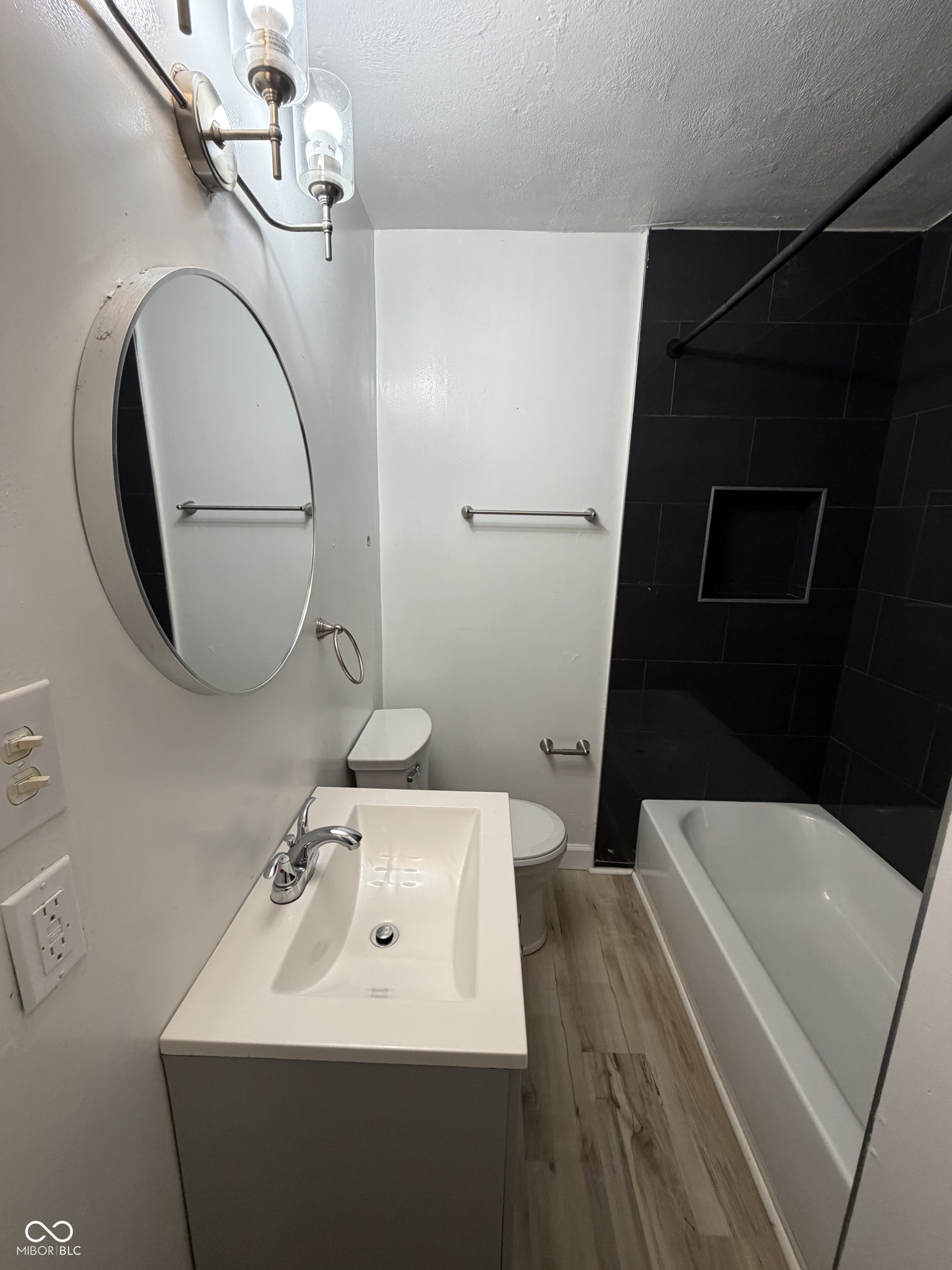 4437 Millersville Road Indianapolis, IN 46205 - Photo 14 of 24