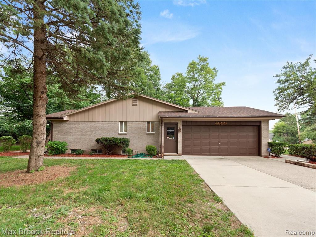 4899 Wye Oak Road Bloomfield Hills, MI 48301 - Photo 4 of 23