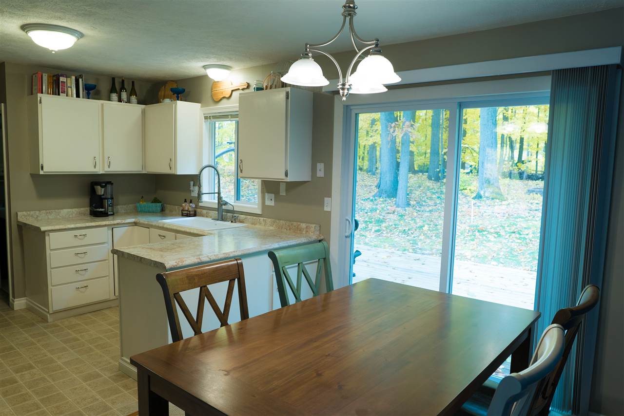 3611 Manchester Road Traverse City, MI 49686 - Photo 9 of 28 1854673-8.JPG