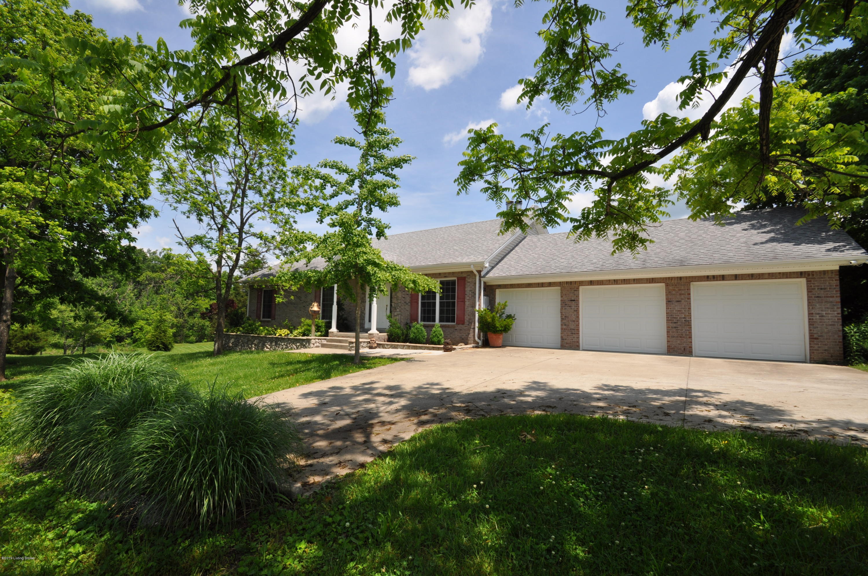 8868 Lagrange Road Smithfield, KY 40068 - Photo 8 of 98 DSC_0372