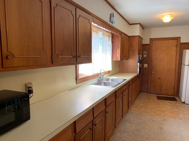 74 Tower Street Westerly, RI 02891 - Photo 7 of 31 Large kitchen