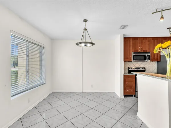 $2,200 | 815 West Boynton Beach Boulevard, Unit 16205, Boynton Beach, FL 33426