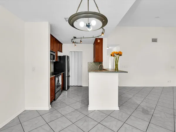 $2,200 | 815 West Boynton Beach Boulevard, Unit 16205, Boynton Beach, FL 33426