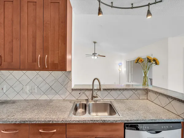 $2,200 | 815 West Boynton Beach Boulevard, Unit 16205, Boynton Beach, FL 33426