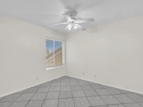 $2,200 | 815 West Boynton Beach Boulevard, Unit 16205, Boynton Beach, FL 33426
