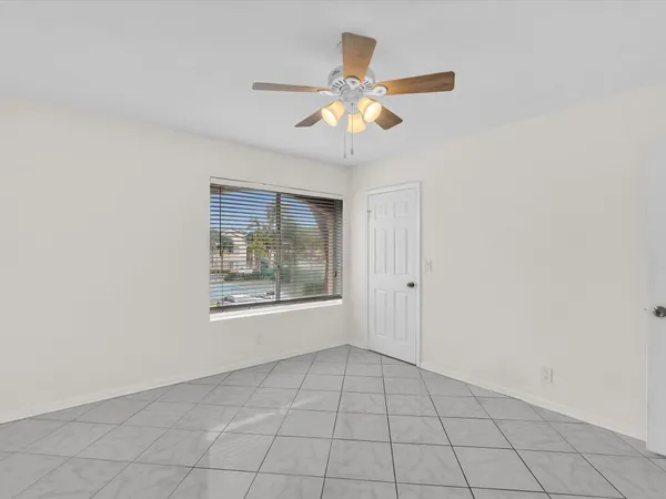 $2,200 | 815 West Boynton Beach Boulevard, Unit 16205, Boynton Beach, FL 33426