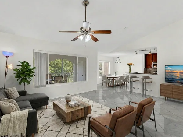 $2,200 | 815 West Boynton Beach Boulevard, Unit 16205, Boynton Beach, FL 33426