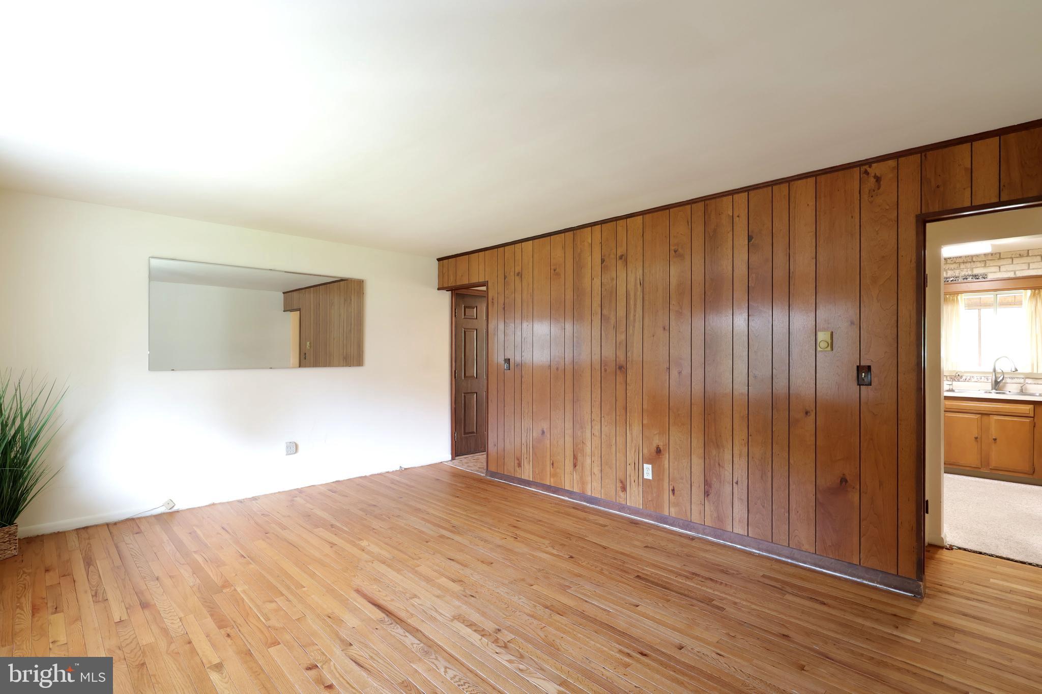 1526 Yardal Road State College, PA 16801 - Photo 7 of 51