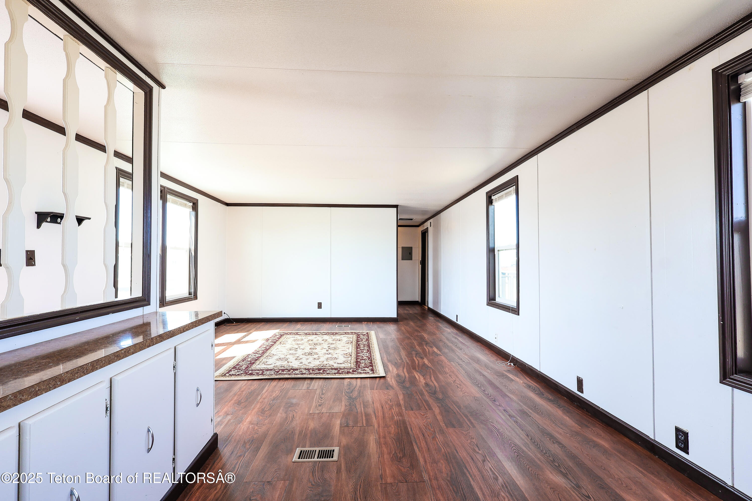 809 3rd Street Marbleton, WY 83113 - Photo 5 of 16 Living Area