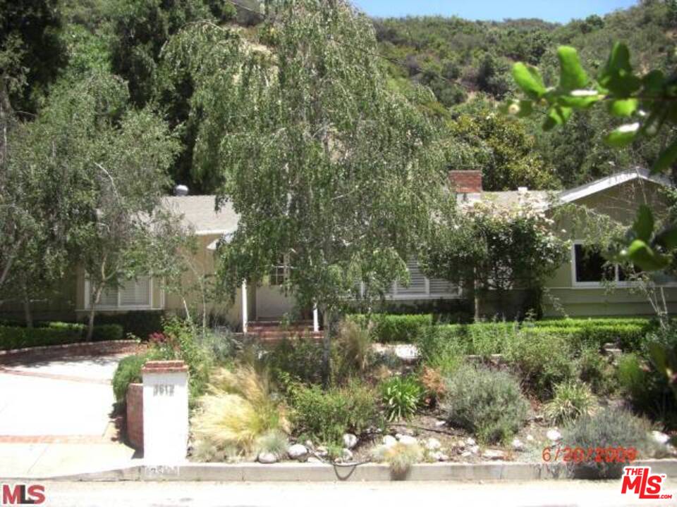 3612 Mandeville Canyon Road Los Angeles, CA 90049 - Photo 1 of 8