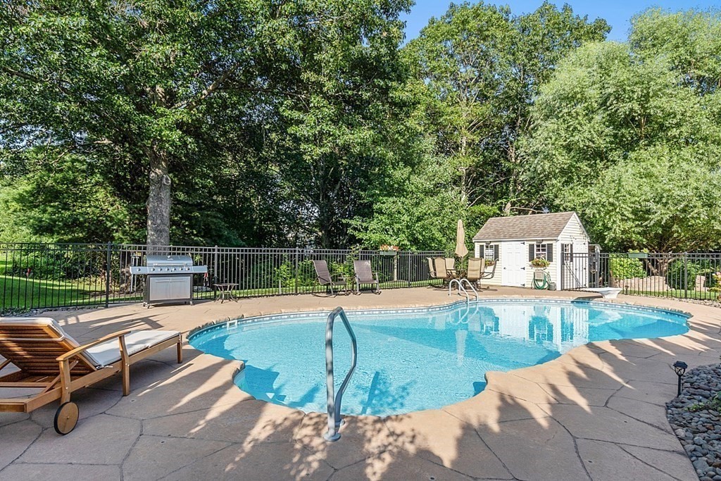 94 Grist Mill Road Littleton, MA 01460 - Photo 41 of 42 Gallery Image 41