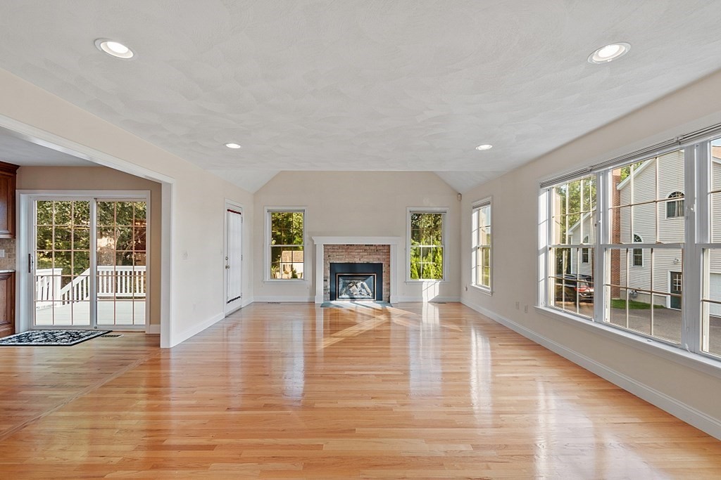 94 Grist Mill Road Littleton, MA 01460 - Photo 8 of 42 Gallery Image 8