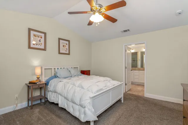 $2,300 | 511 Oak Avenue, Niceville, FL 32578