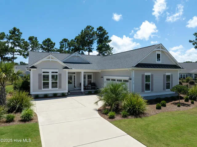 $749,000 | 145 West Keel Drive, Hampstead, NC 28443