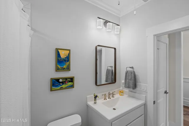 $749,000 | 145 West Keel Drive, Hampstead, NC 28443