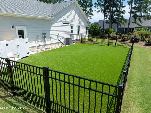 $749,000 | 145 West Keel Drive, Hampstead, NC 28443