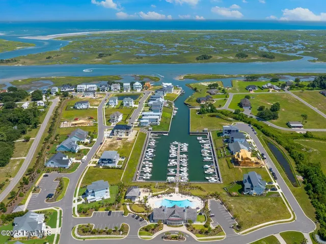 $749,000 | 145 West Keel Drive, Hampstead, NC 28443