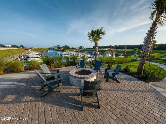 $749,000 | 145 West Keel Drive, Hampstead, NC 28443