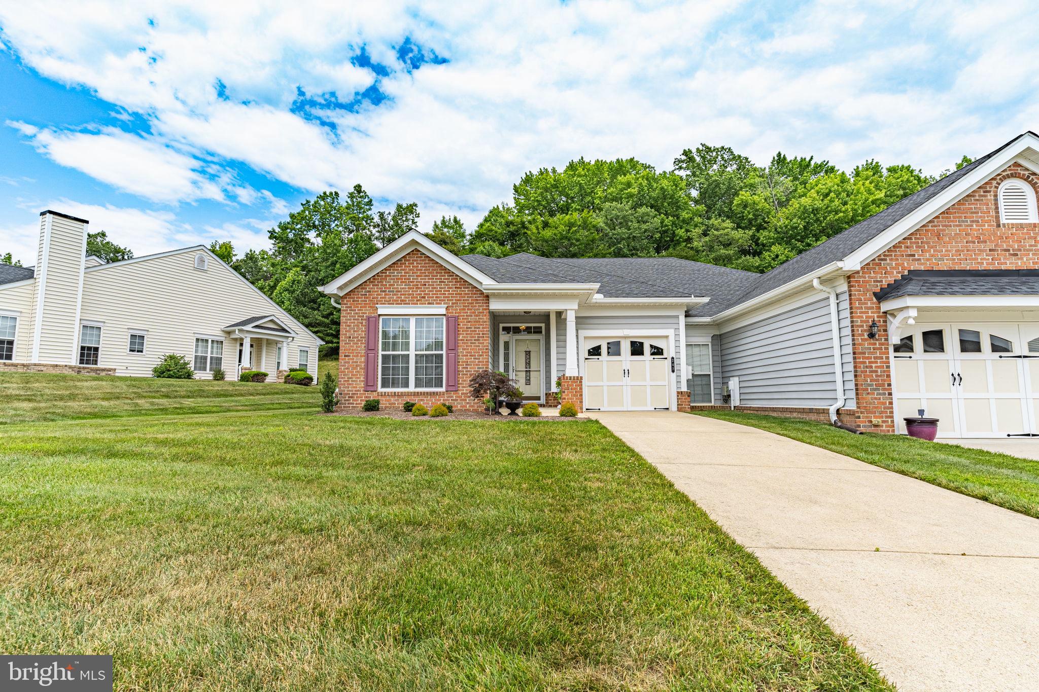 247 Williamsburg Circle