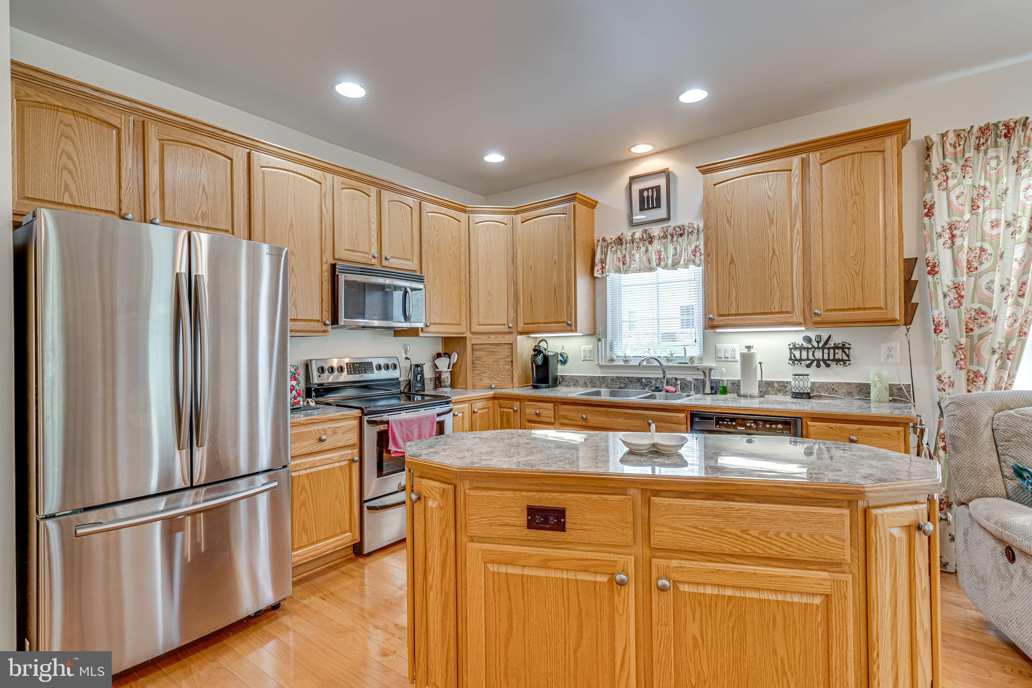 247 Williamsburg Circle La Plata, MD 20646 - Photo 16 of 48