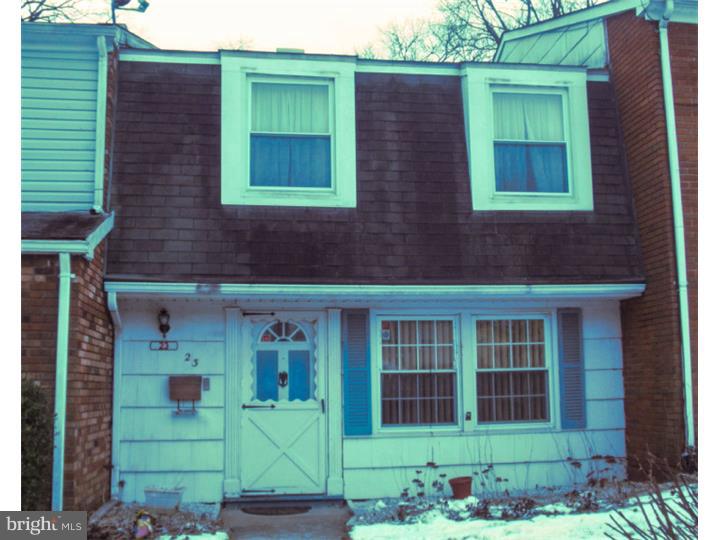 23 Roxborough Place Willingboro, NJ 08046 - Photo 2 of 20 Exterior Front