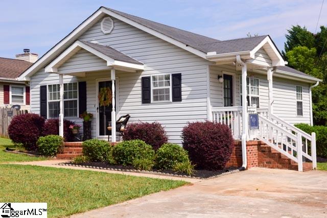 100 Terrace Road Easley, SC 29642 - Photo 1 of 23 Gallery Image 1