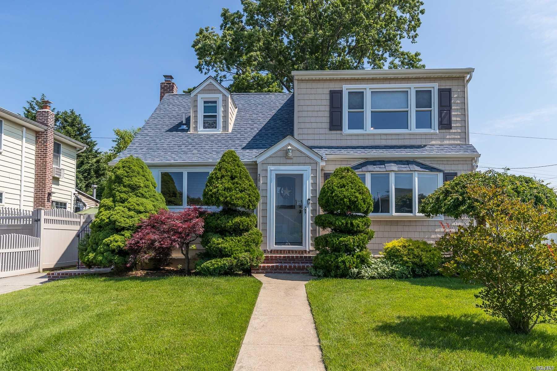 3015 Terrace Road Wantagh, NY 11793 - Photo 1 of 1 Gallery Image 1