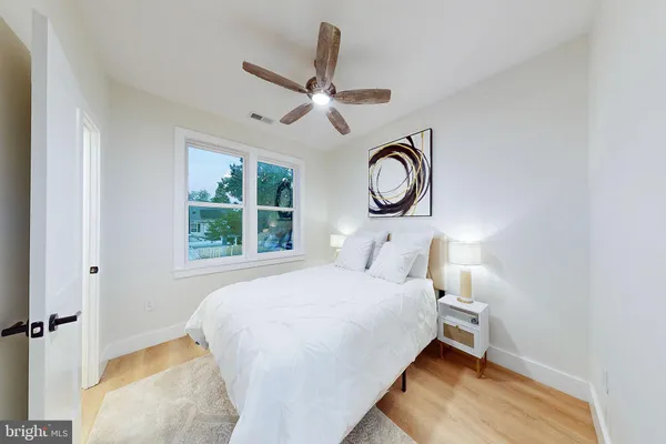 $1,089,000 | 2806 Franklin Street Northeast, Washington, DC 20018