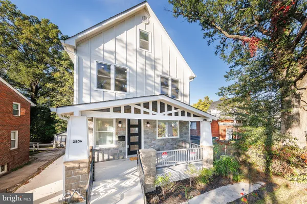 $1,089,000 | 2806 Franklin Street Northeast, Washington, DC 20018