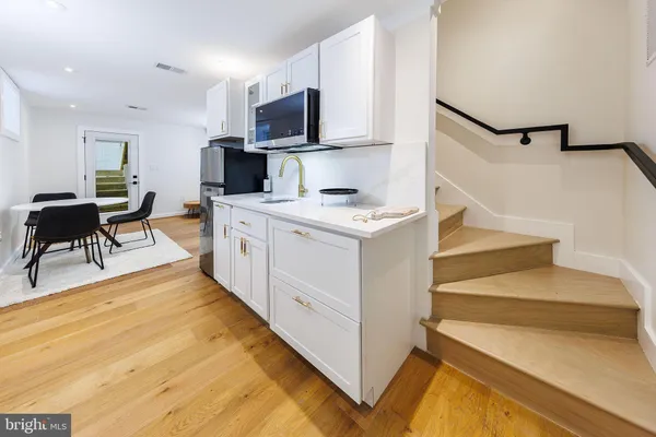 $1,089,000 | 2806 Franklin Street Northeast, Washington, DC 20018