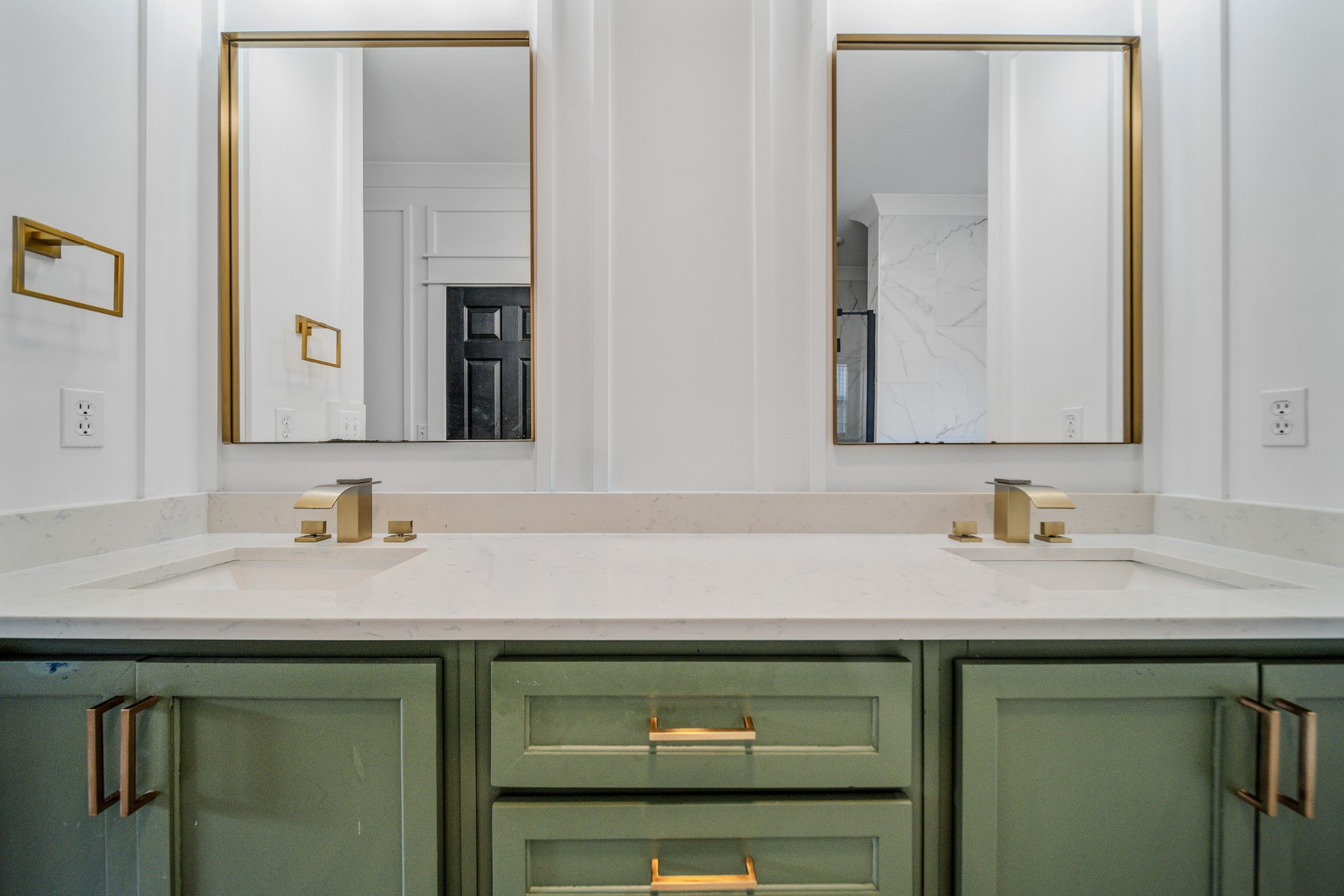 832 Blakemore Road Dickson, TN 37055 - Photo 27 of 42 a bathroom with a sink and a mirror