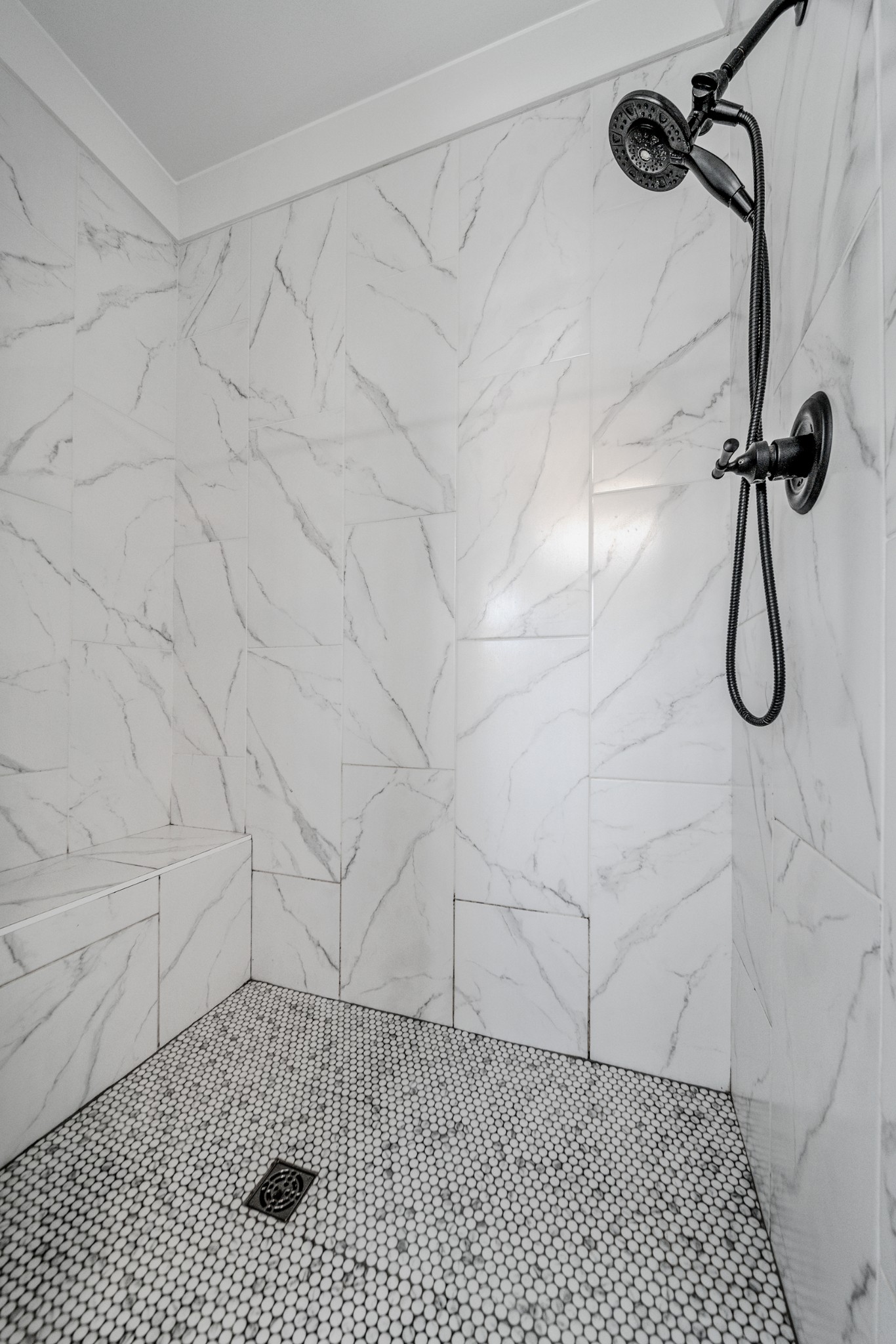 832 Blakemore Road Dickson, TN 37055 - Photo 29 of 42 a bathroom with a shower
