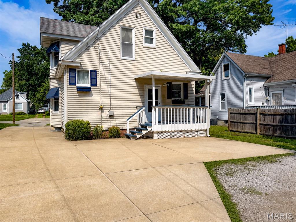904 Troy Road Edwardsville, IL 62025 - Photo 24 of 33 Gallery Image 24