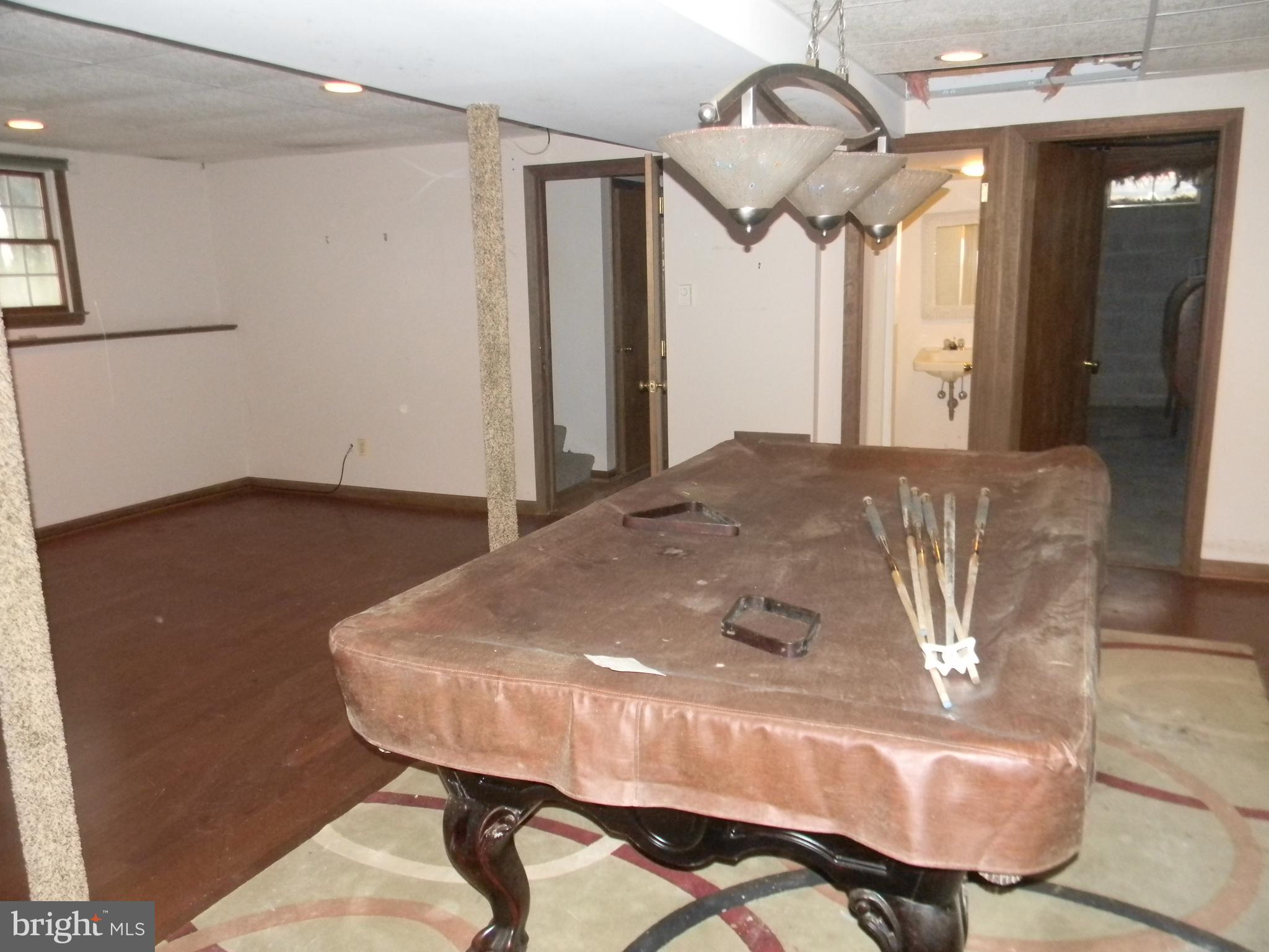 14902 Falls Road Reisterstown, MD 21136 - Photo 22 of 34 LOWER LEVEL WITH FULL BATH 3