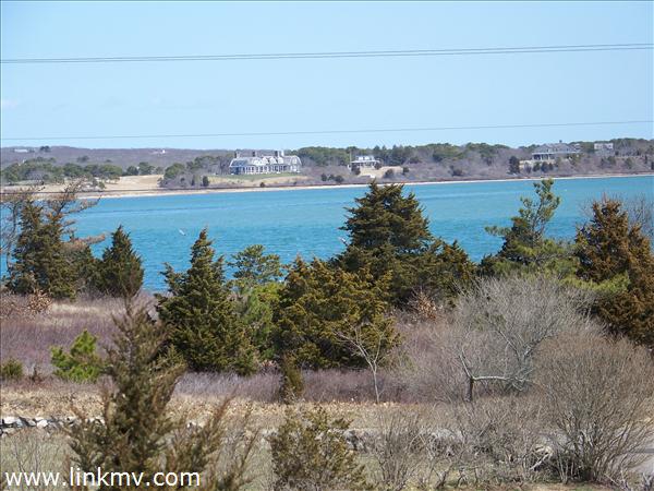30 Katama Bay View Road Edgartown, MA 02539 - Photo 3 of 17 http://d1qzqeyxiitrap.cloudfront.net/photos/20612/600/4e4d231a.jpg