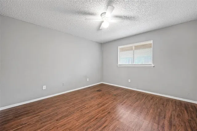 $1,500 | 3034 Tudor Lane, Unit A, Irving, TX 75060