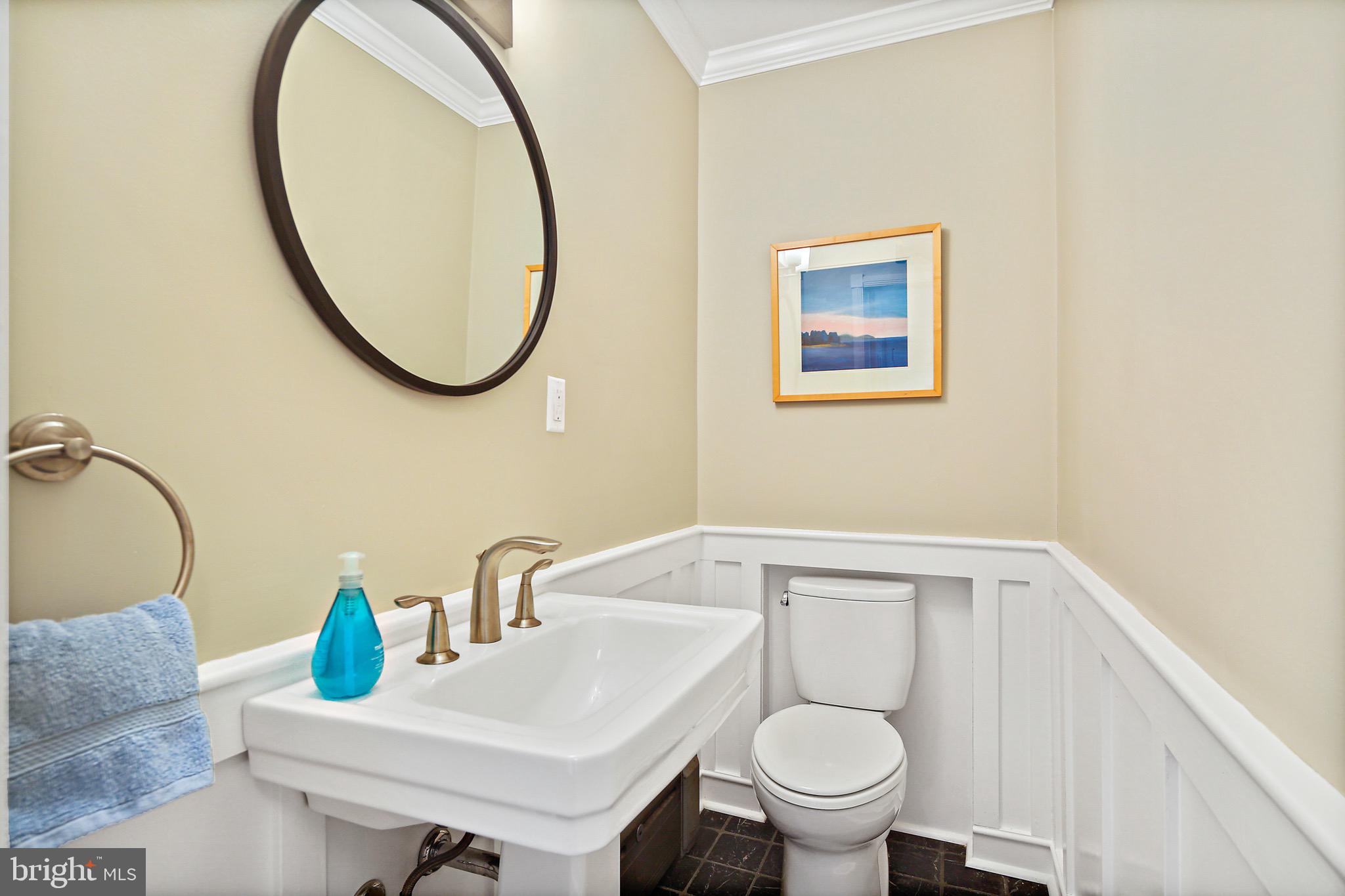 5514 Kemper Road Baltimore, MD 21210 - Photo 20 of 45 Main Level Powder Room