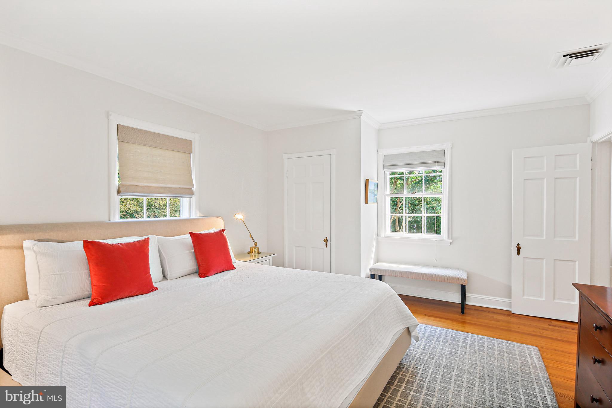 5514 Kemper Road Baltimore, MD 21210 - Photo 21 of 45 Bright Beautiful Primary Bedroom